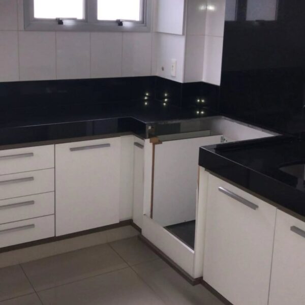 Aluga-se apartamento - Bairro Fátima - Image 3