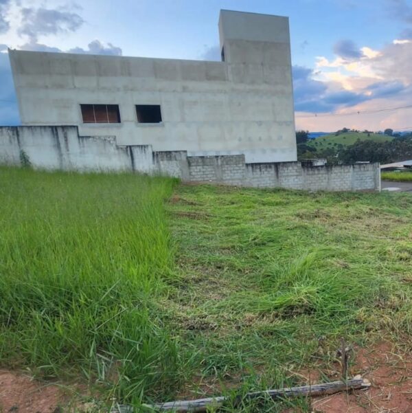 Terreno à venda - Bairro Pousada do sol - Image 3