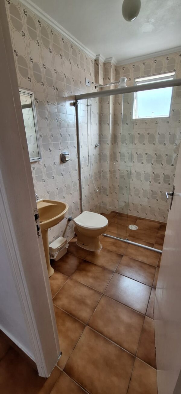 Vende-se Apartamento - Ubatuba-SP - Ao Lado da Praia Grande - Image 3