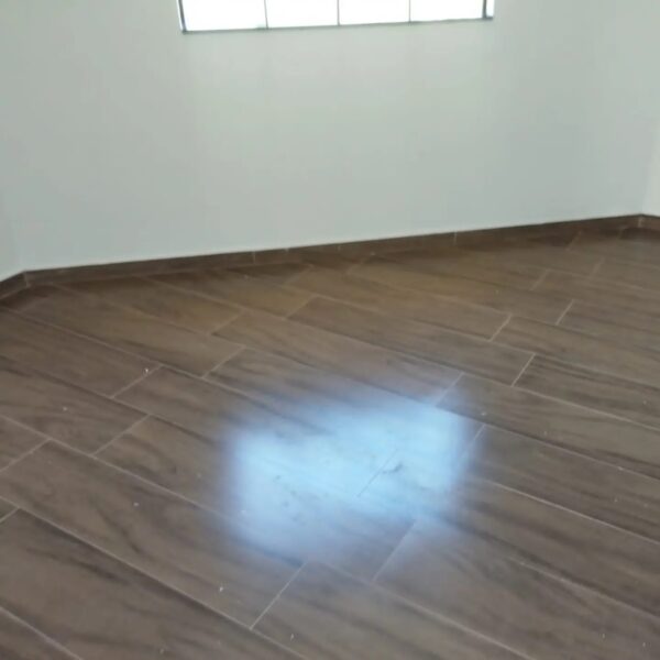 Vende-se casa- Em Espirito Santo do Dourado,MG - Image 6