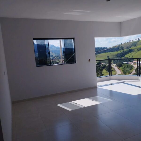Vende-se casa- Em Espirito Santo do Dourado,MG - Image 5