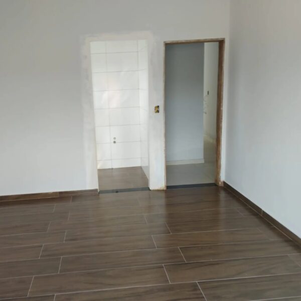 Vende-se casa- Em Espirito Santo do Dourado,MG - Image 8