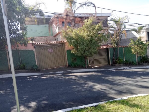 Casa à venda - Bairro Pão de Açúcar