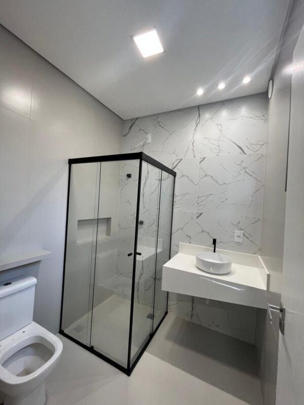 Vende-se Apartamento - Bairro Nhá Chica - Image 4