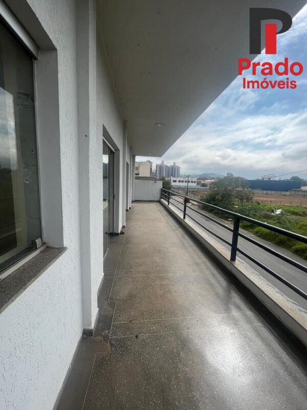 Aluga-se Ponto Comercial - Avenida Vicente Simões - Image 10